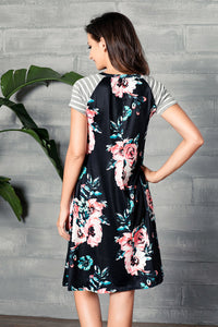Black Backdrop Floral Print A-line Loose T-shirt Dress